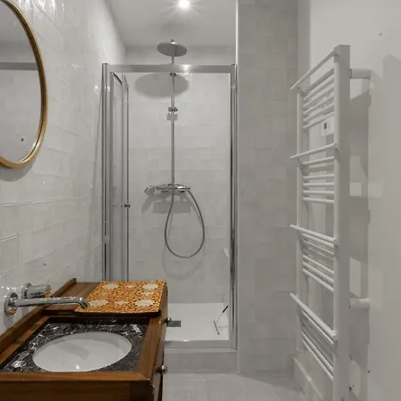 Catharissima, Maison De Charme Avec Piscine Privee Blomac