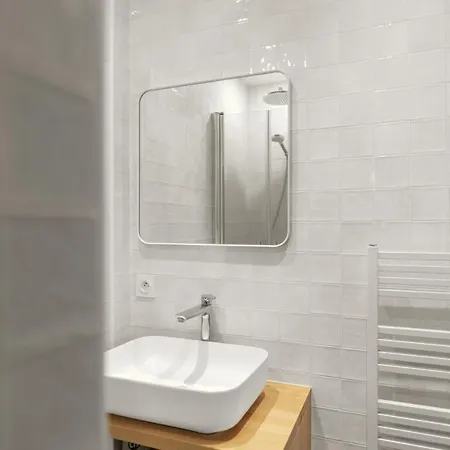 Prázdninový dům Catharissima, Maison De Charme Avec Piscine Privee Blomac